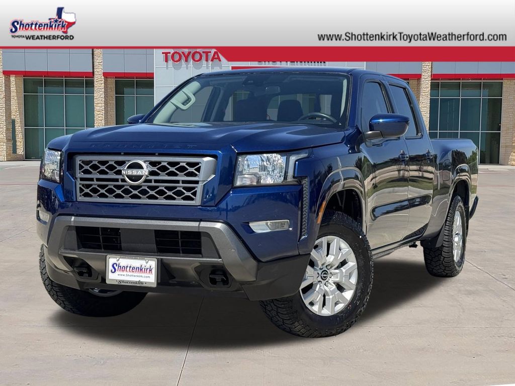 2023 Nissan Frontier SV Crew Cab 4X4 LWB's photo