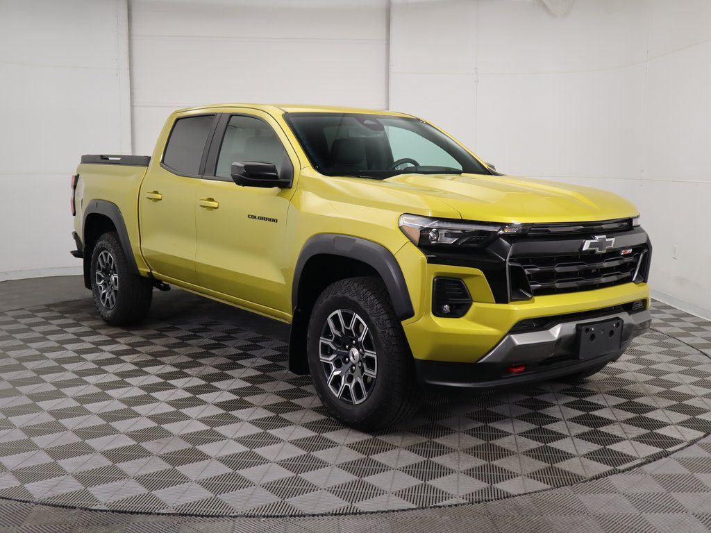 2023 Chevrolet Colorado Z71 3