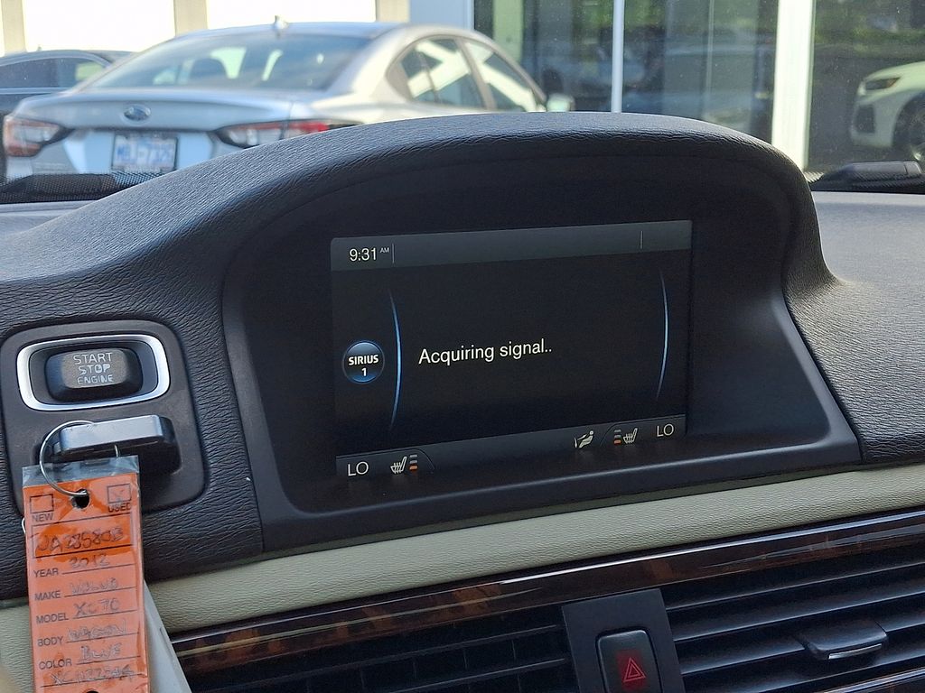 Thumbnail: 2012 Volvo XC70 - 17