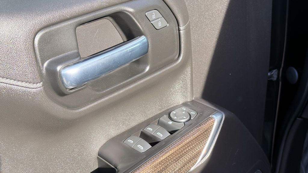 Used 2020 Chevrolet Silverado 1500 RST 4D Crew Cab