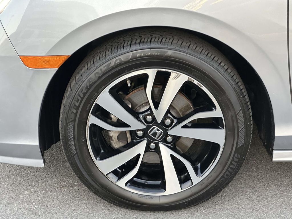 Thumbnail: 2020 Honda Odyssey - 14