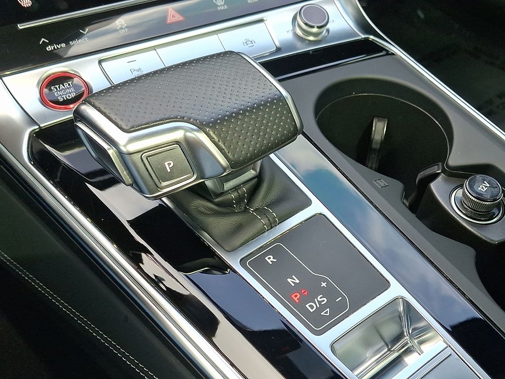 Thumbnail: 2022 Audi S7 - 15