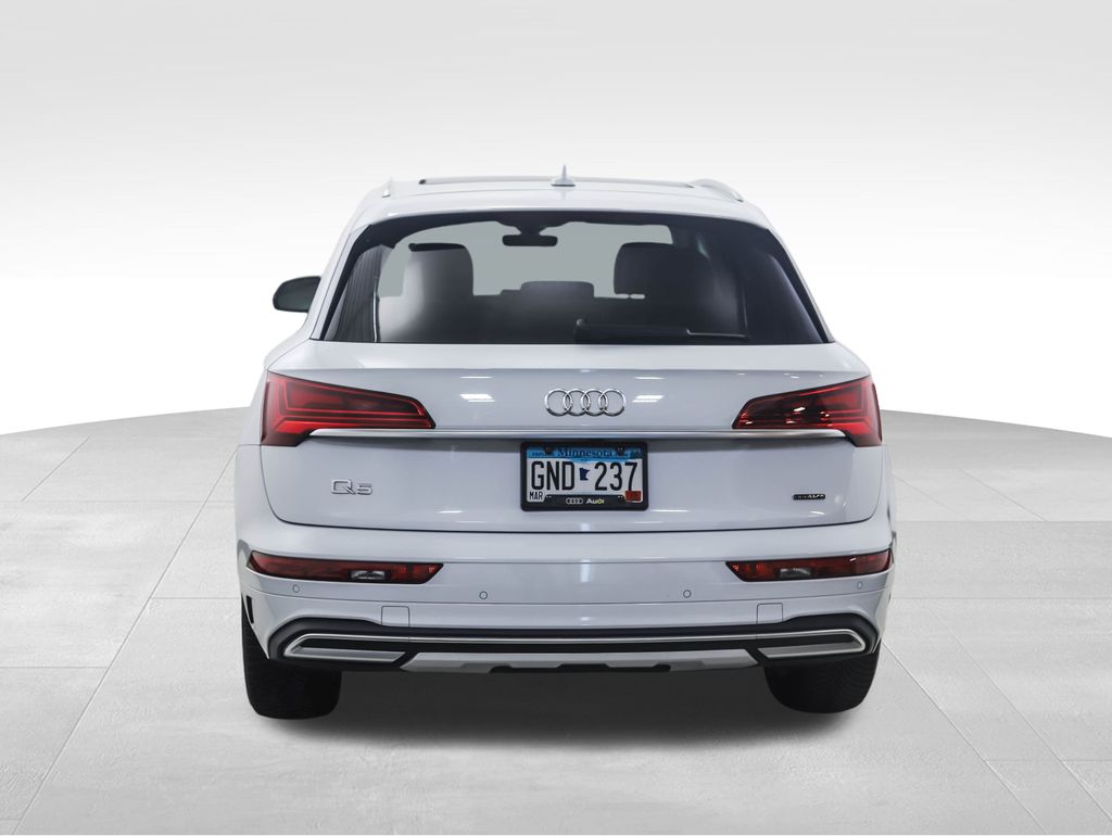 Thumbnail: 2021 Audi Q5 - 4