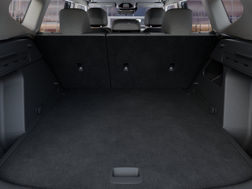 2027 Snow White Pearl Kia Seltos LX FWD SUV
