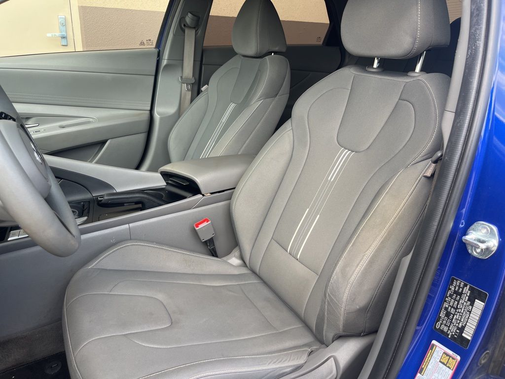 Thumbnail: 2023 Hyundai Elantra - 30