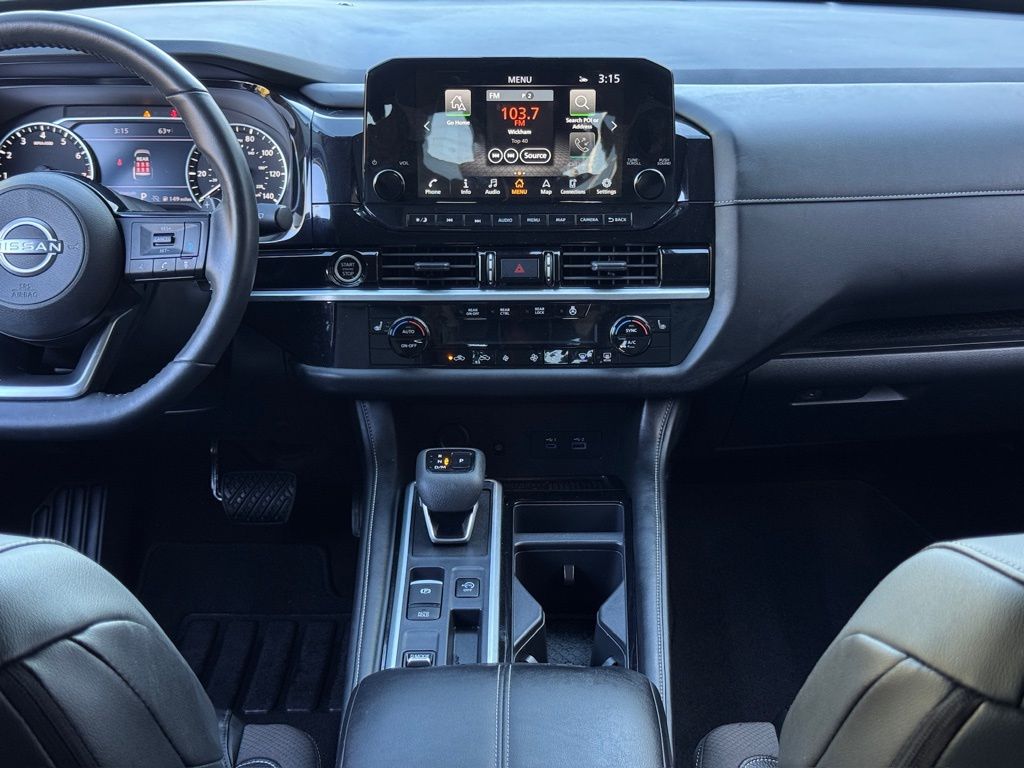 2024 Nissan Pathfinder SL - 4