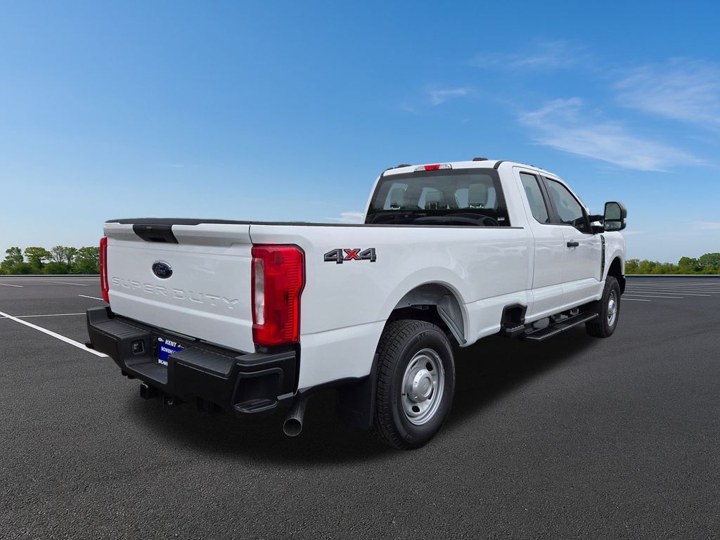 New 2024 Ford Super Duty F-250 4D Extended Cab
