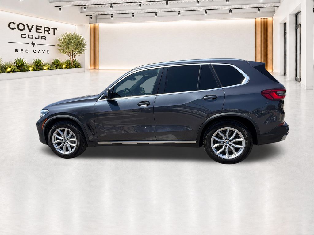 Used 2019 Gray BMW xDrive40i image 7