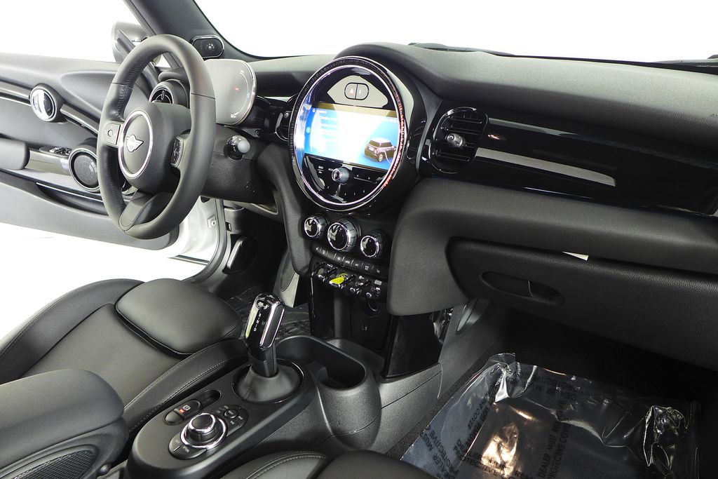 Thumbnail: 2024 MINI Cooper - 13