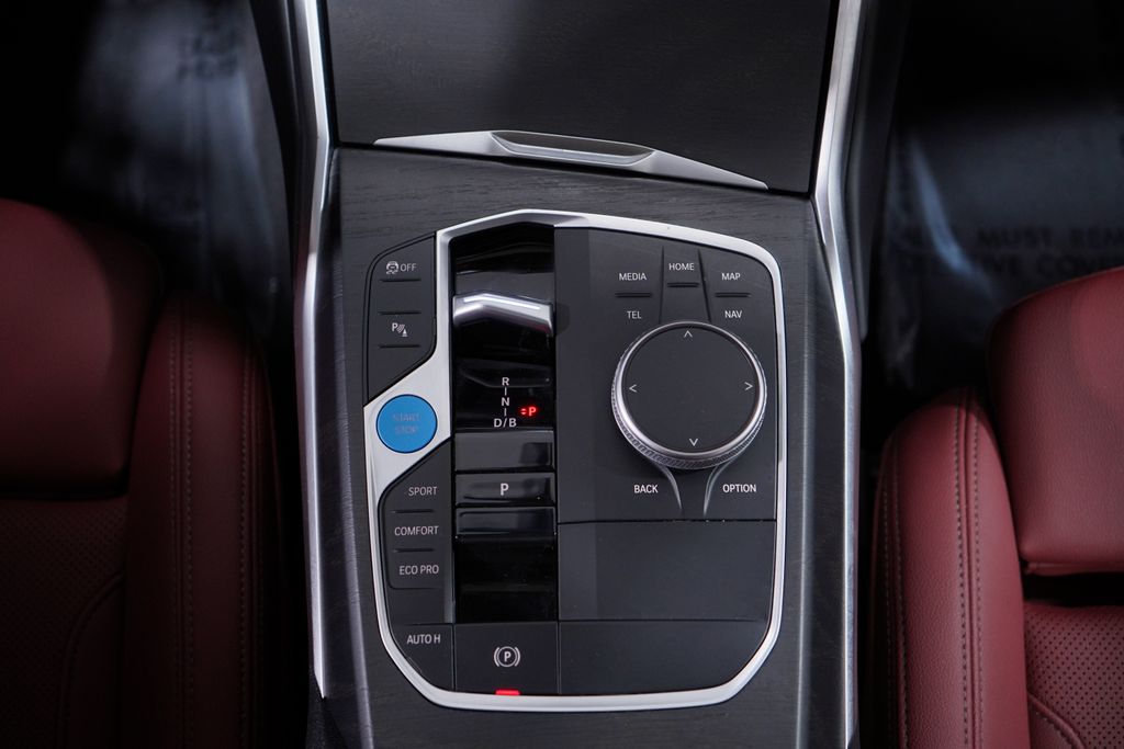 Thumbnail: 2023 BMW i4 - 14