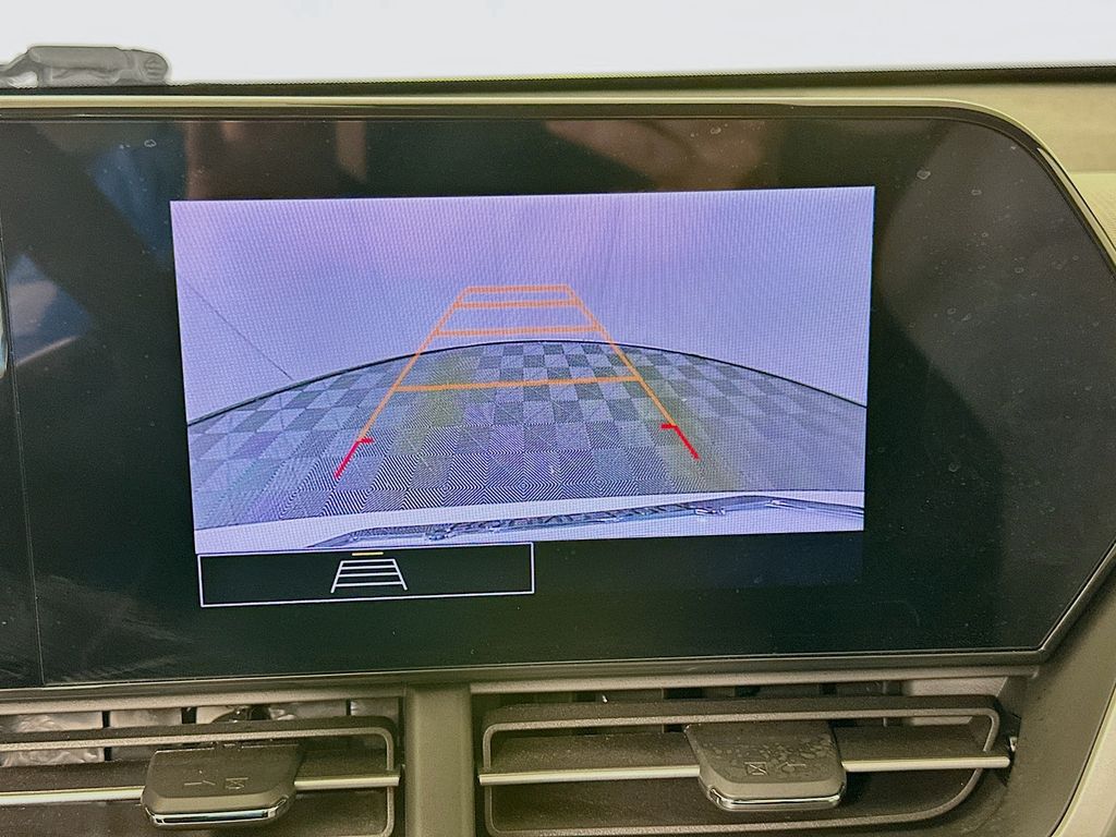 Thumbnail: 2024 Chevrolet Trax - 13