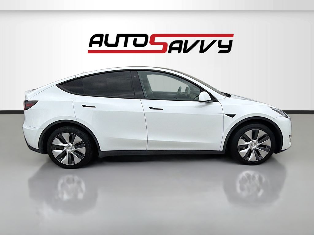 Used 2023 White Tesla Long Range image 8