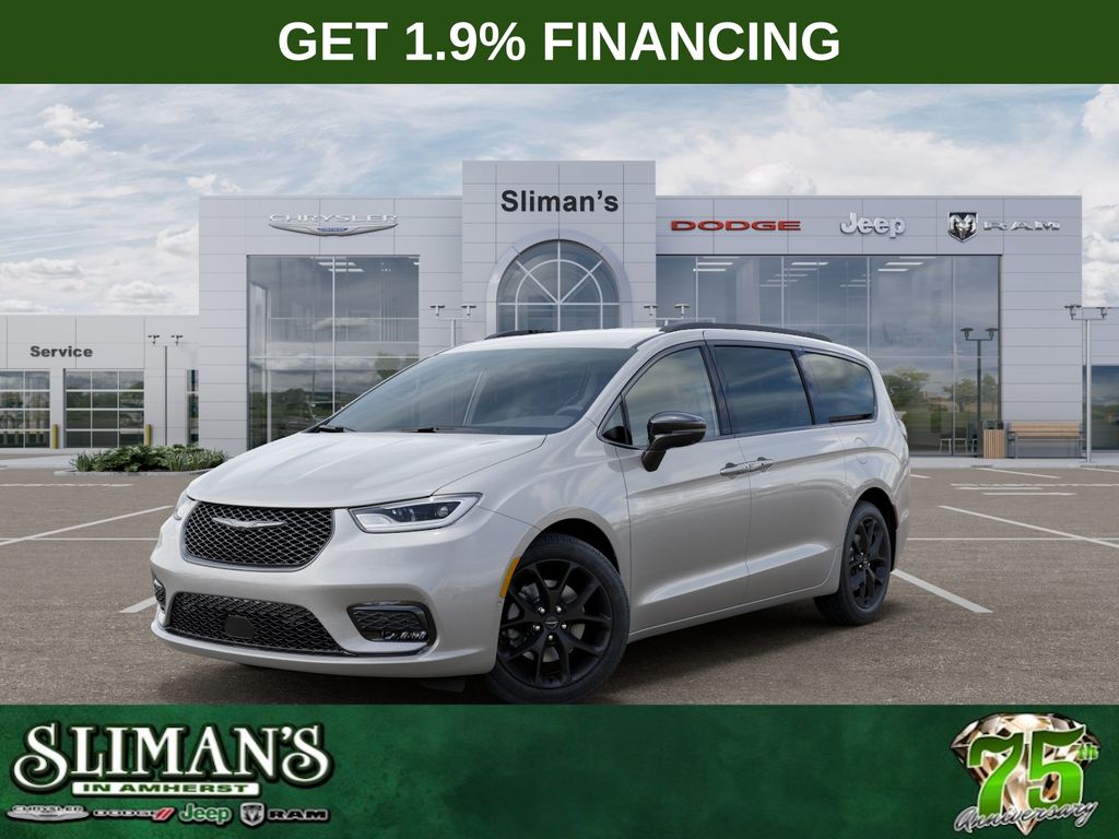 Silver Mist Clearcoat 2026 Chrysler Pacifica Select AWD Minivan All-Wheel Drive 9-Speed Automatic