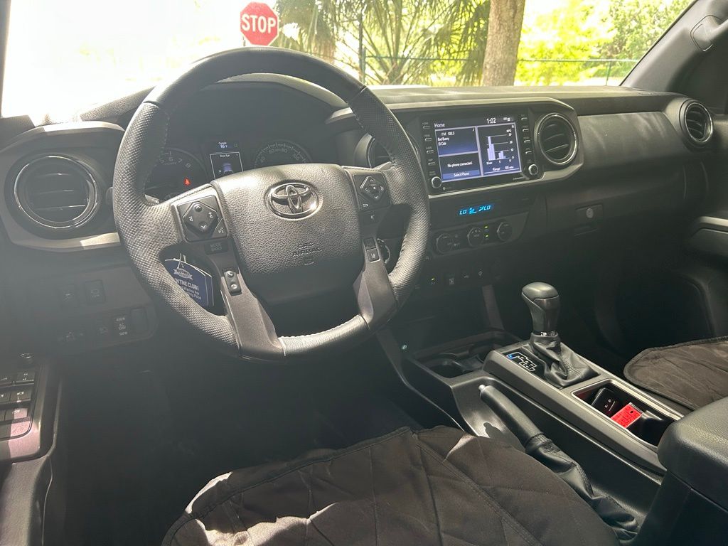 2023 Toyota Tacoma TRD Sport 12