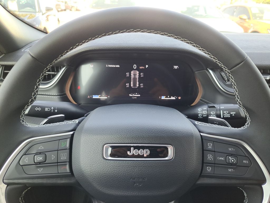 New Car 2025 Jeep Grand Cherokee  Laredo X For Sale Under $35,000 In Austin, Texas