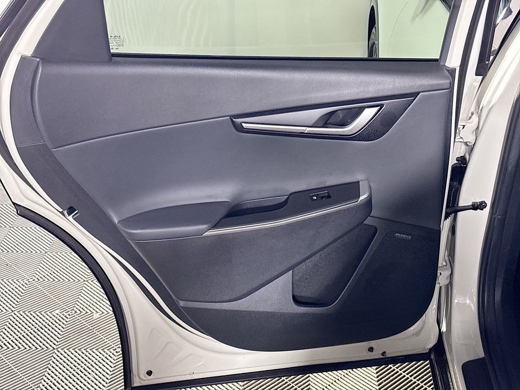 2022 Kia EV6 Wind