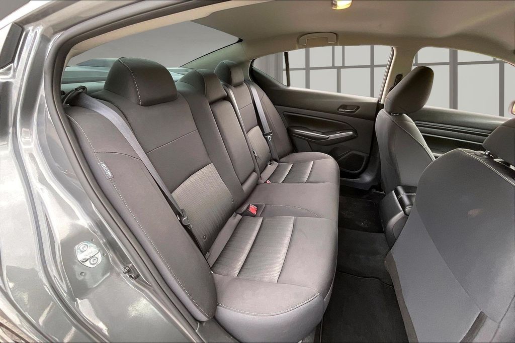 Used 2024 Nissan Altima Sedan