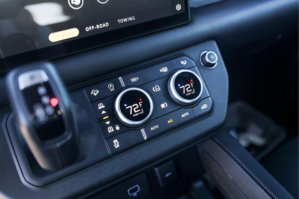 Used Car 2023 Land Rover Defender 110  V8 For Sale Under $80,000 In Austin, Texas