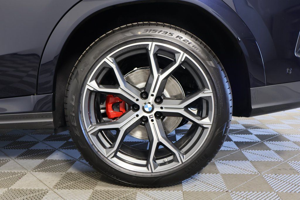 Thumbnail: 2026 BMW X6 - 10