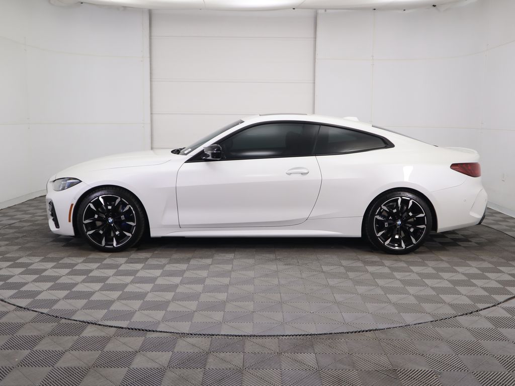 Thumbnail: 2025 BMW 4 Series - 8