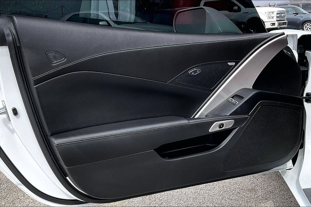 Used 2016 Chevrolet Corvette Stingray 2D Coupe