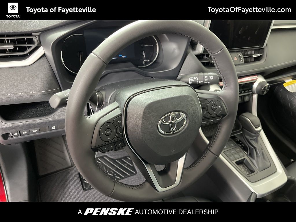 2025 Toyota RAV4 XLE Premium 26