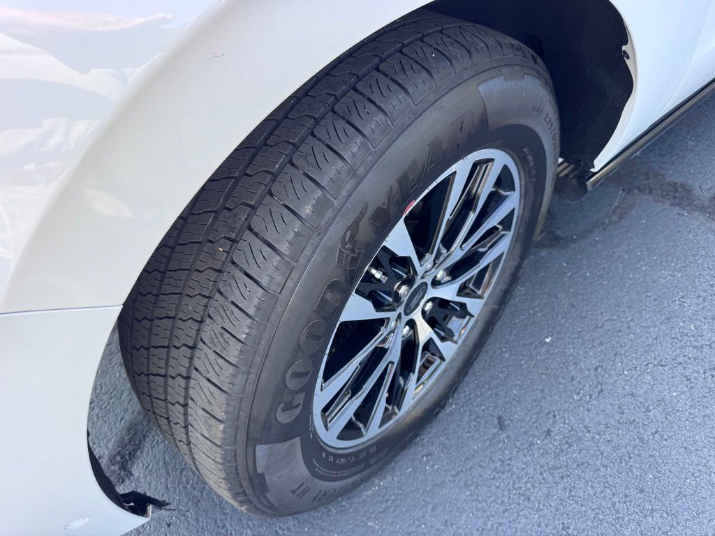 FordExpedition Max17