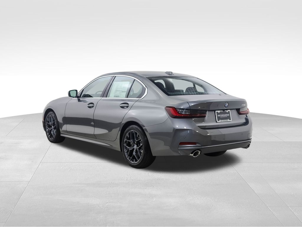Thumbnail: 2025 BMW 3 Series - 4