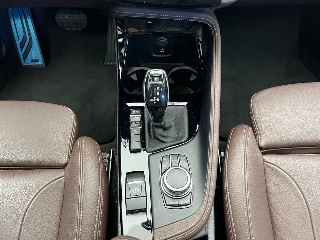 2022 BMW X1 sDrive28i 12