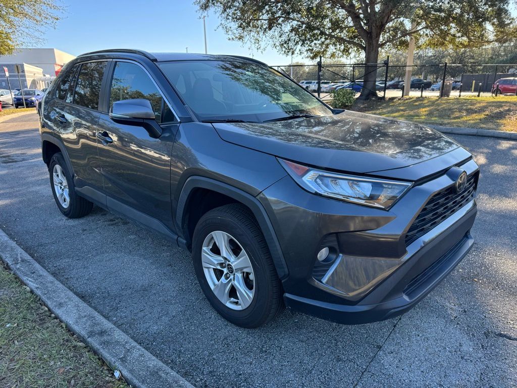 2021 Toyota RAV4 XLE 7