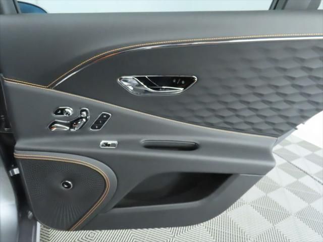 Thumbnail: 2025 Bentley Flying Spur - 28