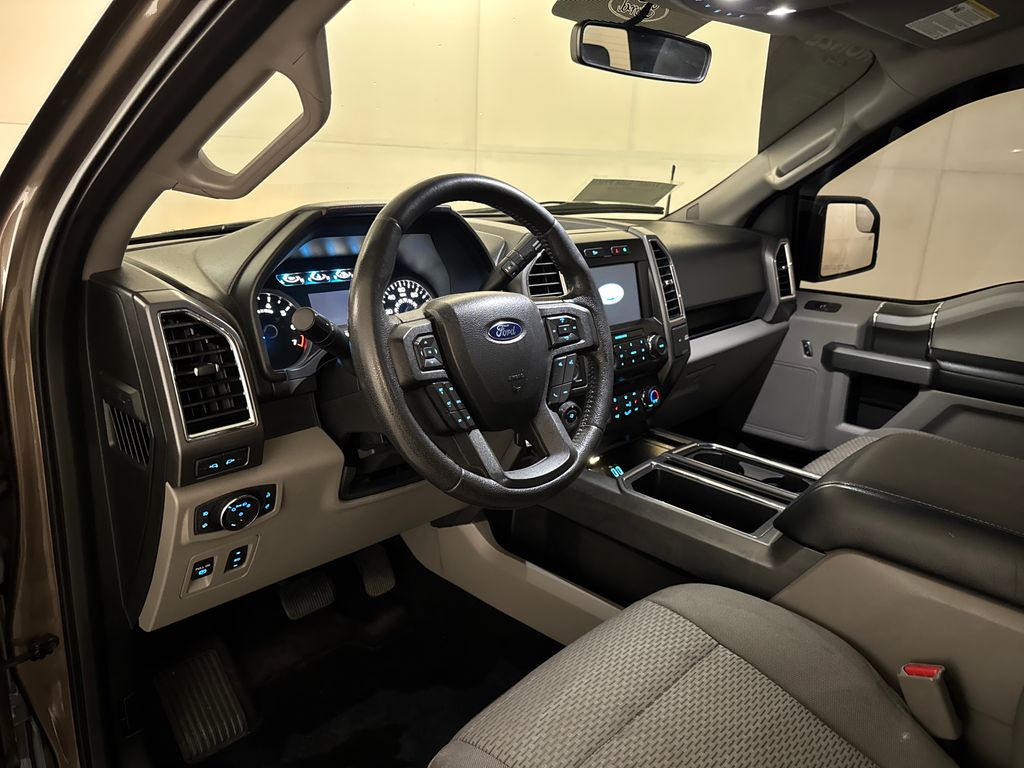 Used 2016 Brown Ford XLT image 5