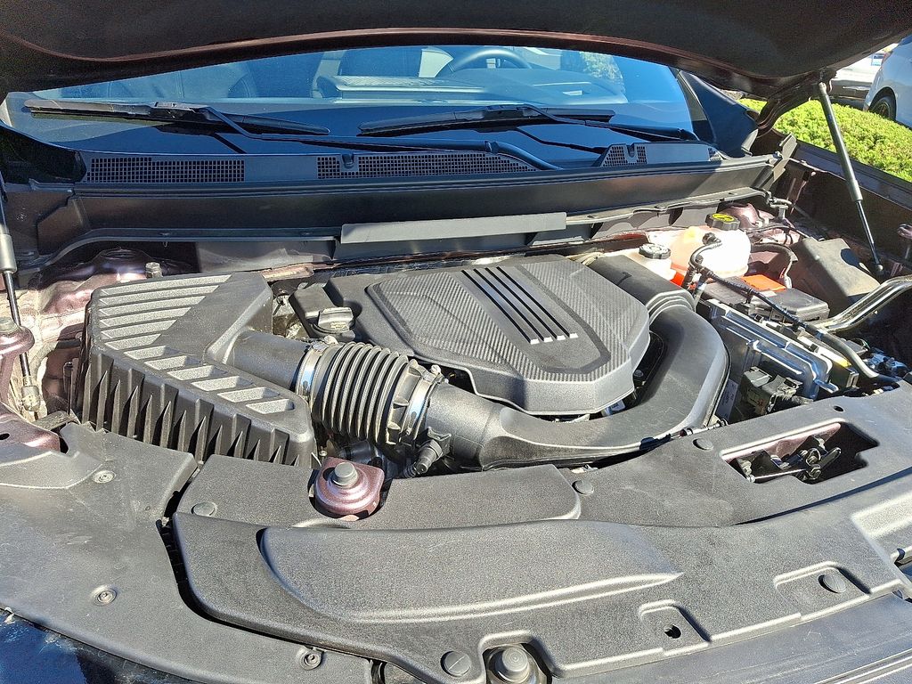 Thumbnail: 2024 GMC Acadia - 29