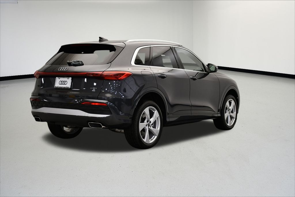 Thumbnail: 2025 Audi Q5 - 5