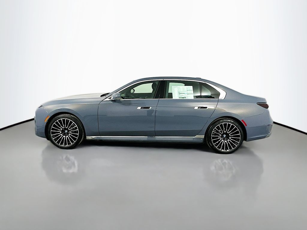 Thumbnail: 2025 BMW i7 - 8