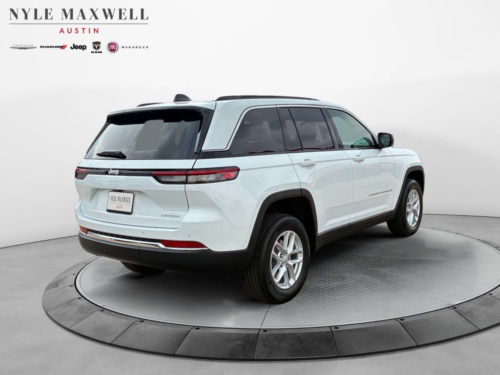 New Car 2025 Jeep Grand Cherokee  Laredo For Sale Under $35,000 In Austin, Texas