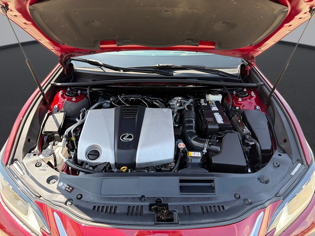 Thumbnail: 2019 Lexus ES - 14
