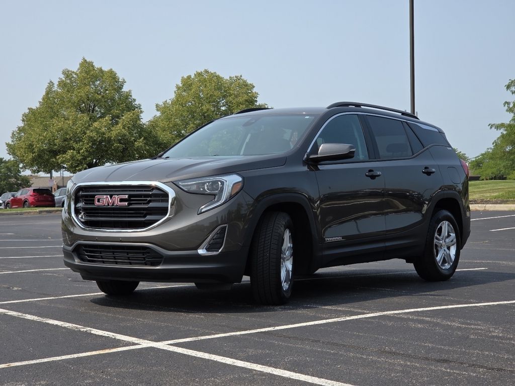 Used 2020 Gray GMC SLE image 13