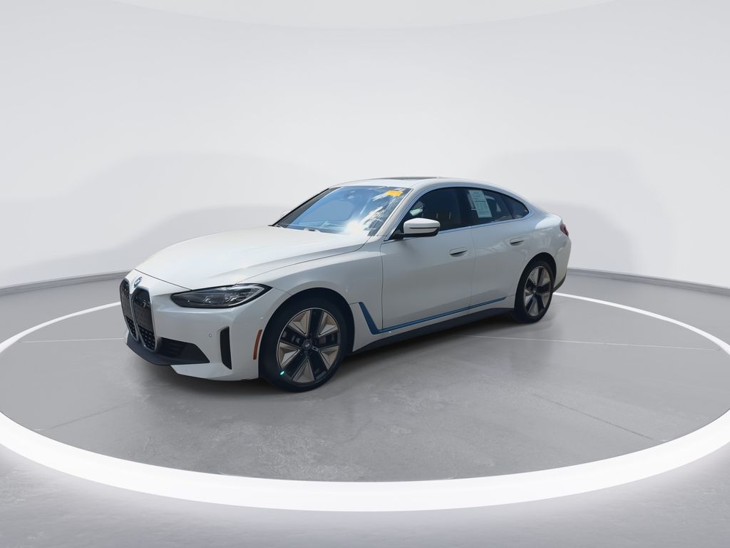 Thumbnail: 2023 BMW i4 - 4