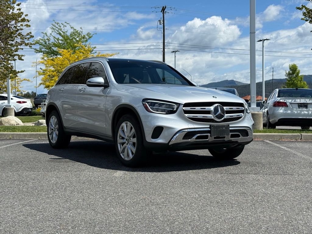 2020 Mercedes-Benz GLC GLC300 4MATIC's photo