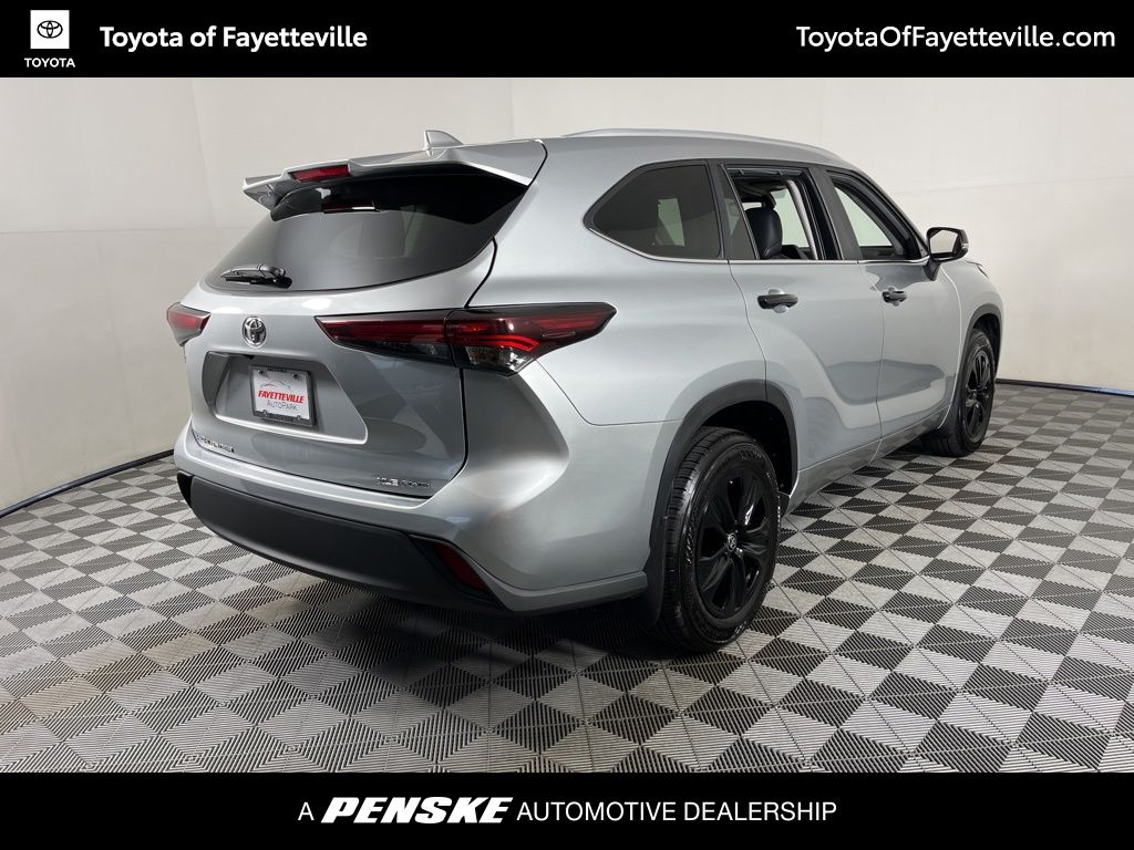 2024 Toyota Highlander XLE 18