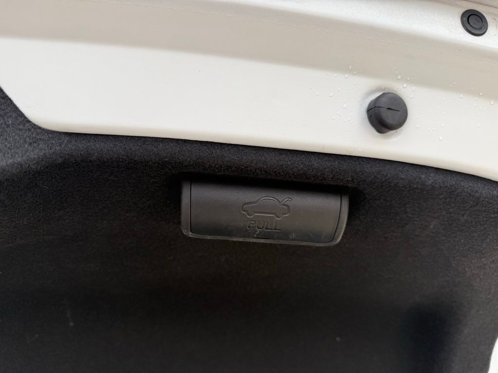 Thumbnail: 2019 Hyundai Elantra - 27