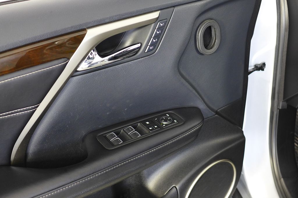 Thumbnail: 2019 Lexus RX - 12