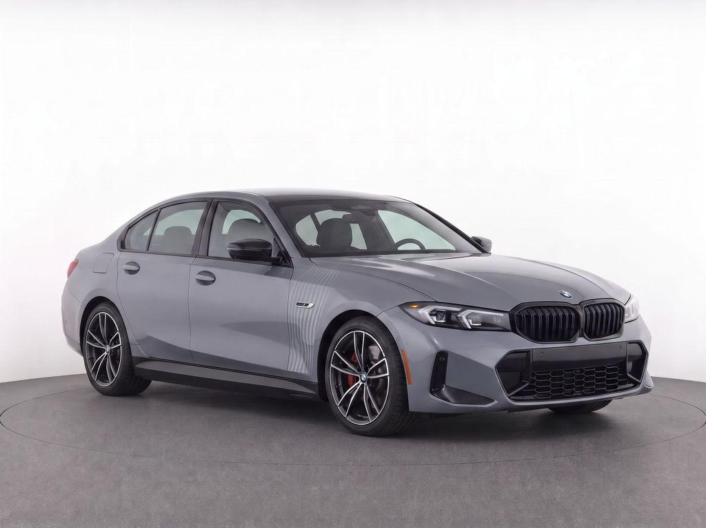 Thumbnail: 2023 BMW 3 Series - 28