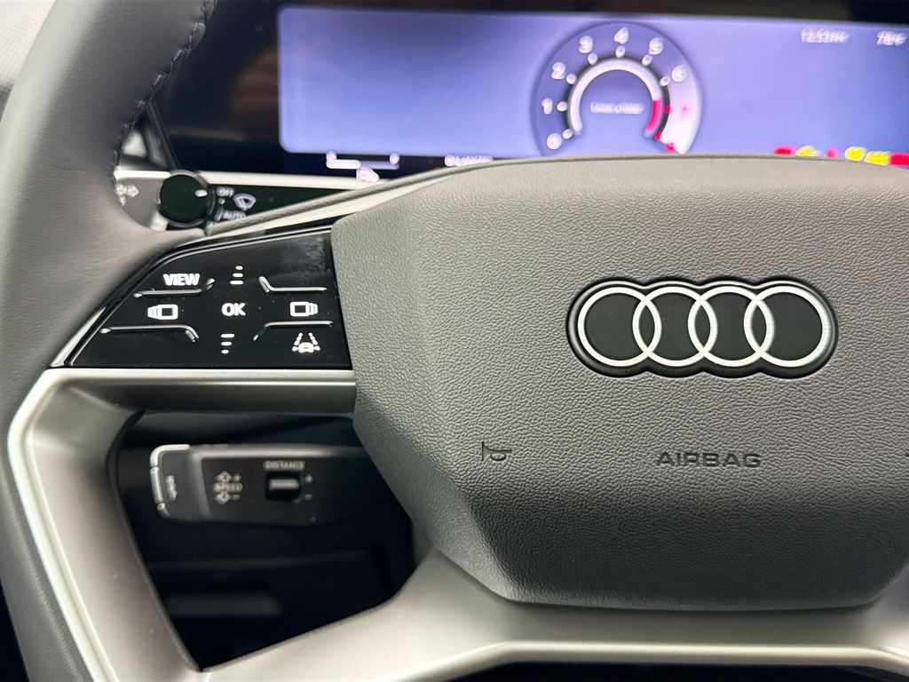 Thumbnail: 2026 Audi Q3 - 11