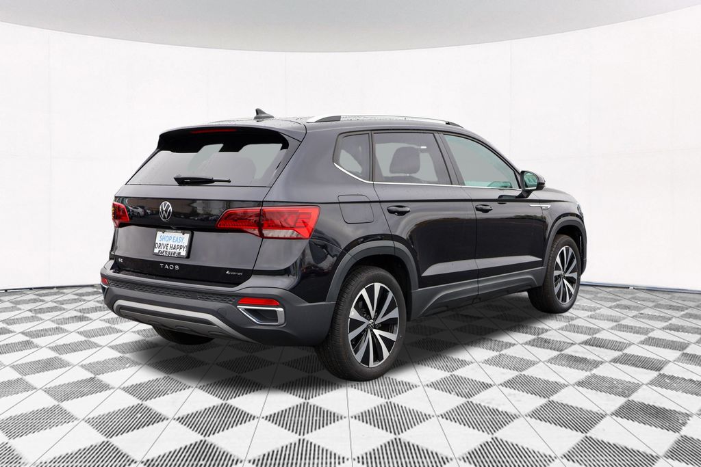 2022 Volkswagen Taos 1.5T SE 8