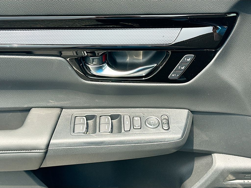 2025 Honda CR-V EX-L 19