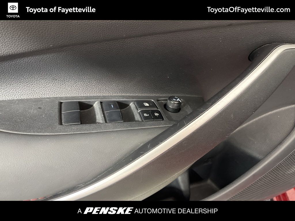 Thumbnail: 2025 Toyota Corolla - 29