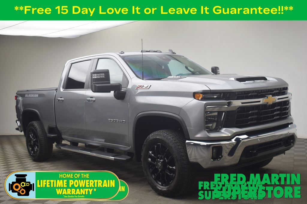 Sterling Gray Metallic 2025 Chevrolet Silverado 2500HD LT Crew Cab 4WD Pickup Truck Four-Wheel Drive Automatic