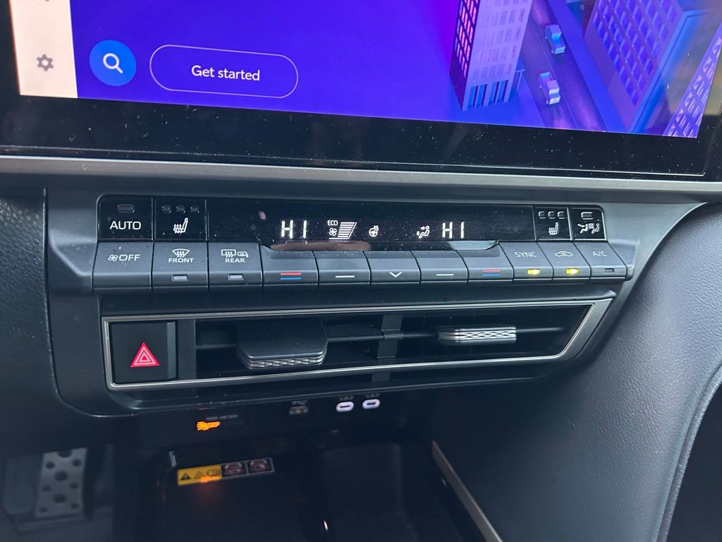 Thumbnail: 2025 Toyota Camry - 26